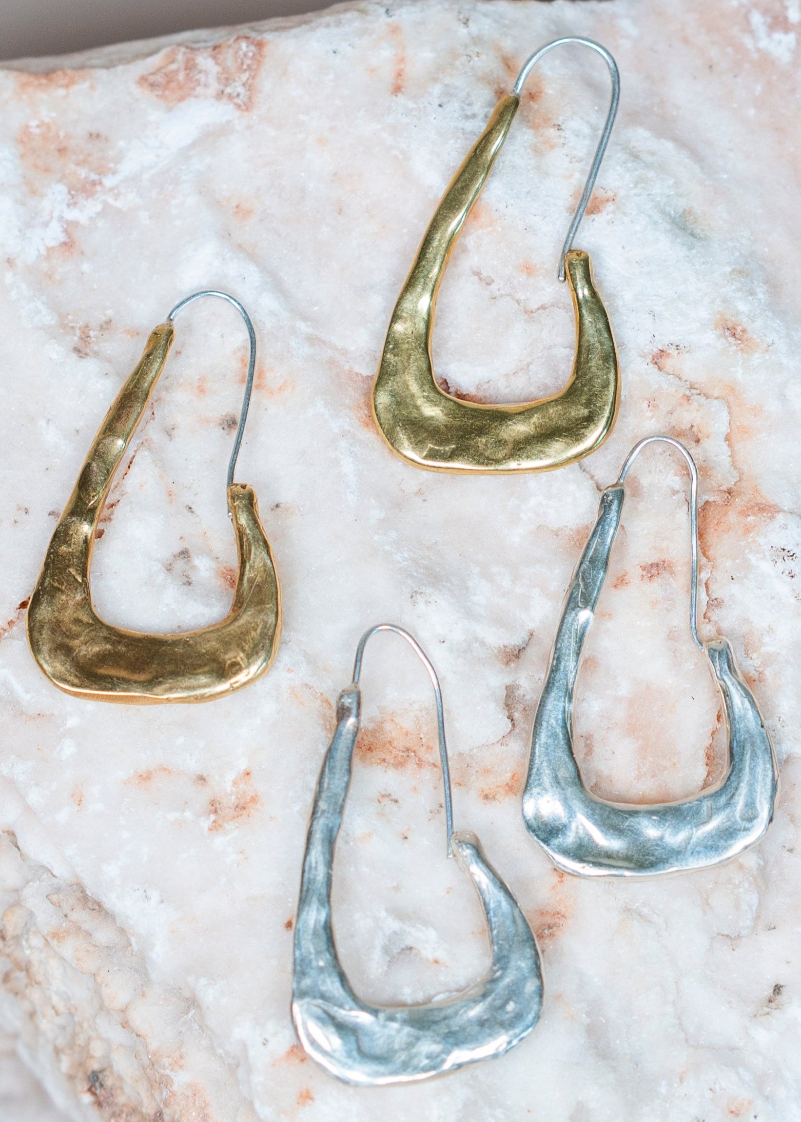 Amphi Hoop Earrings