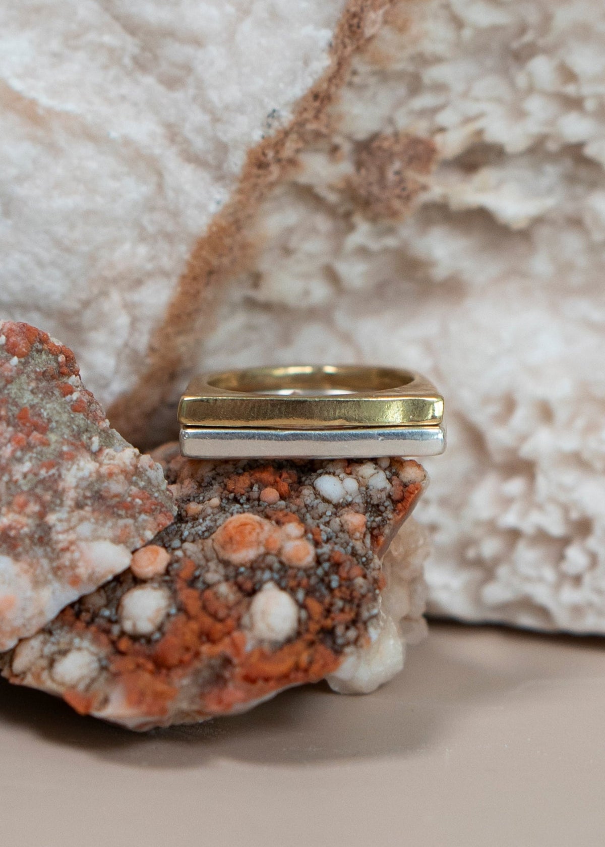 Corner Ring