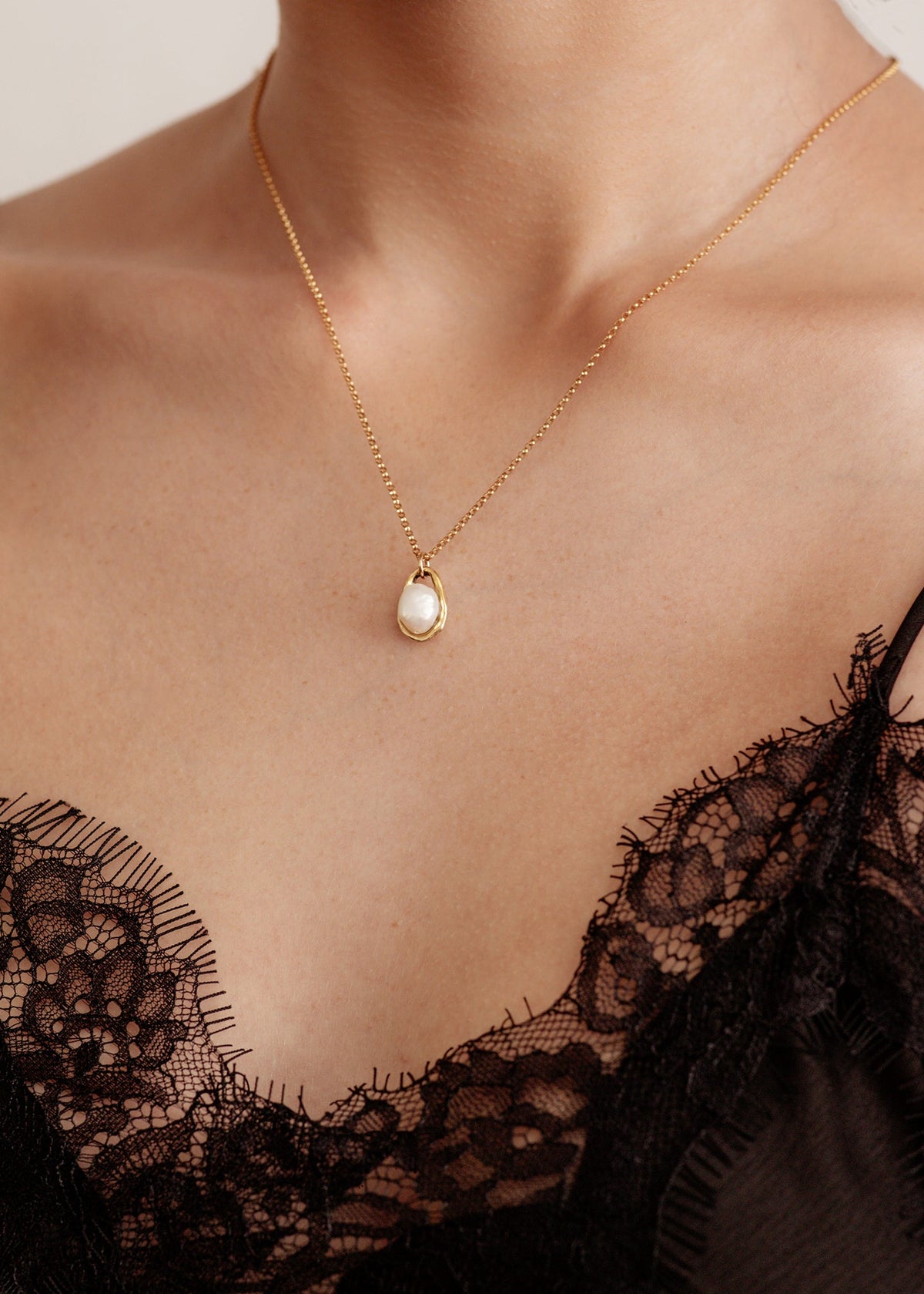 Mare Pearl Charm