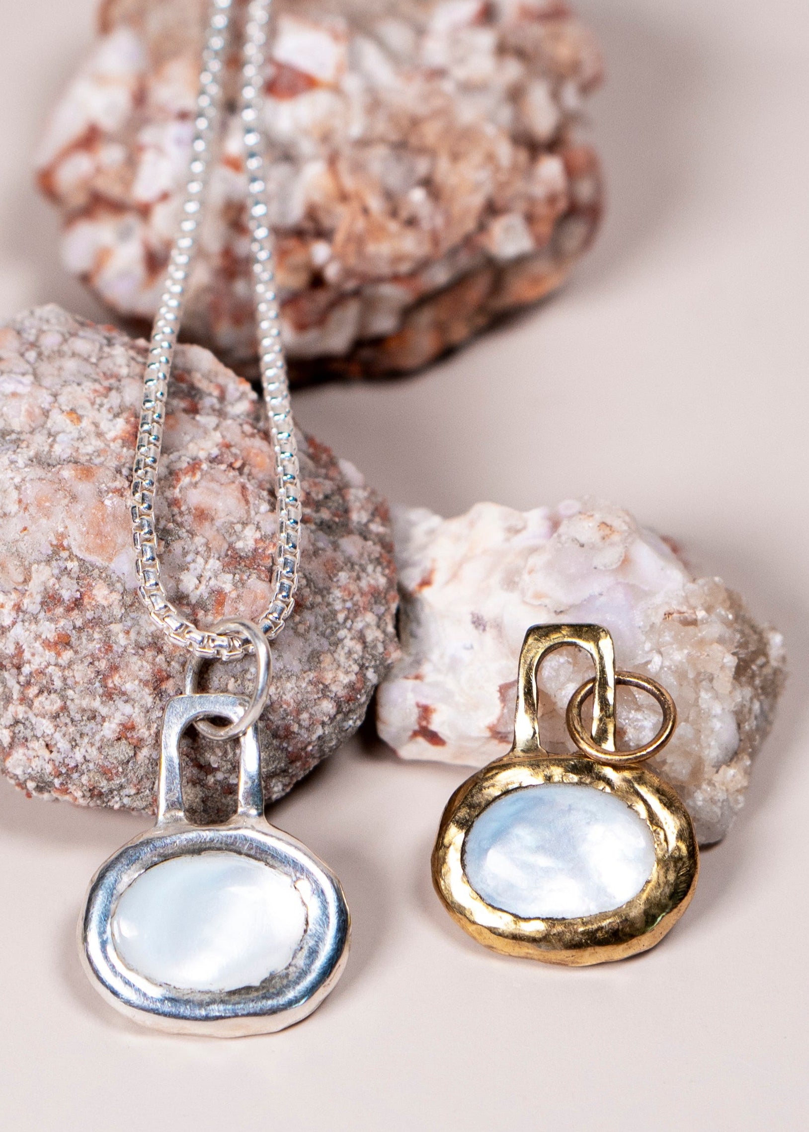 Portal Pendant