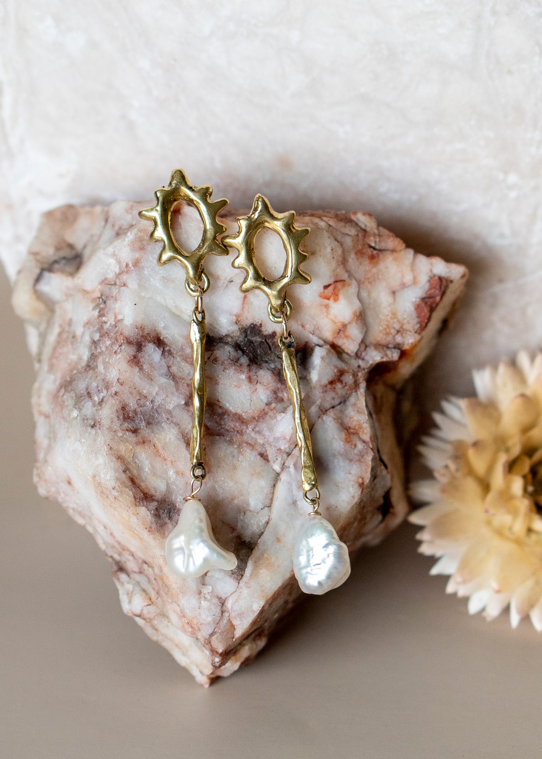 Nova Beam Pearl Drops