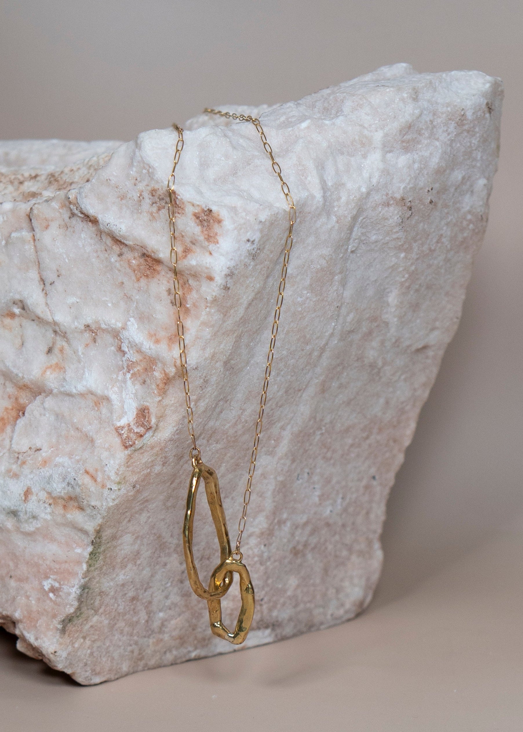Asymmetrical Open Link Necklace