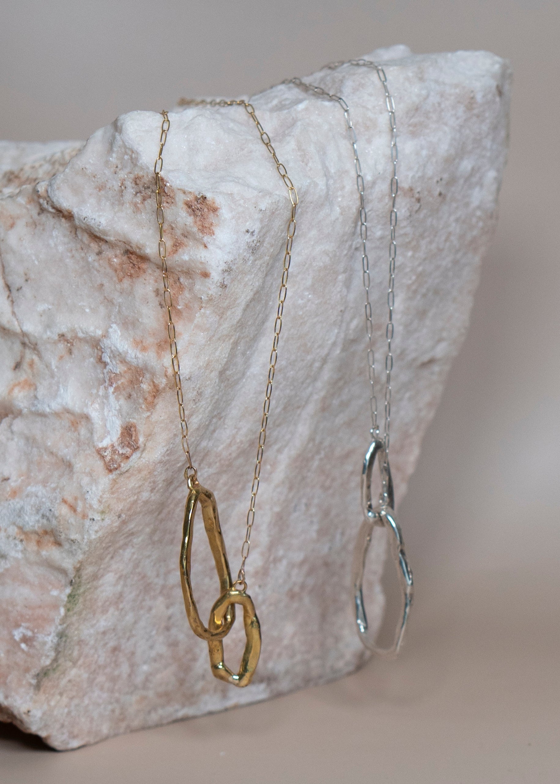 Asymmetrical Open Link Necklace