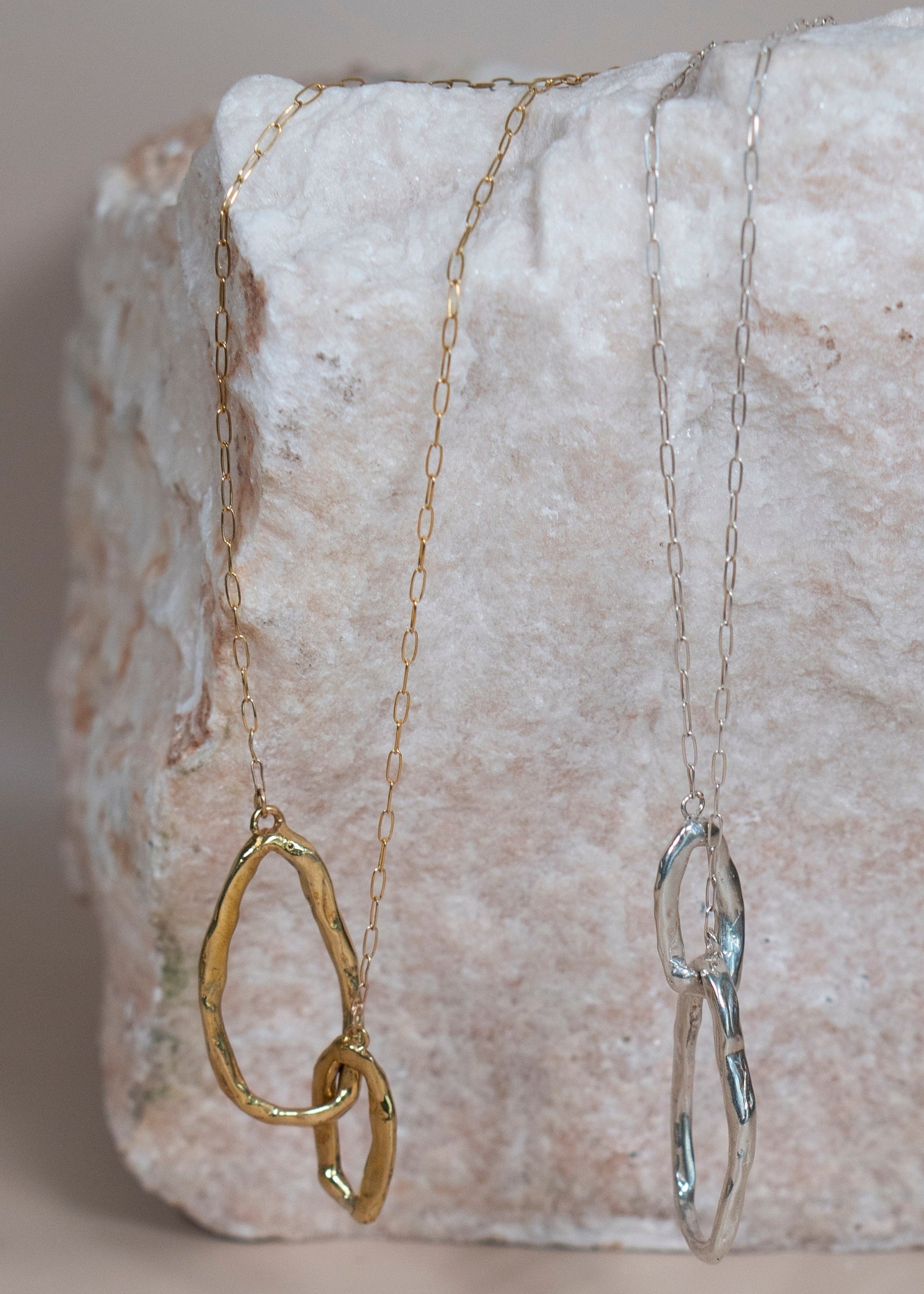 Asymmetrical Open Link Necklace