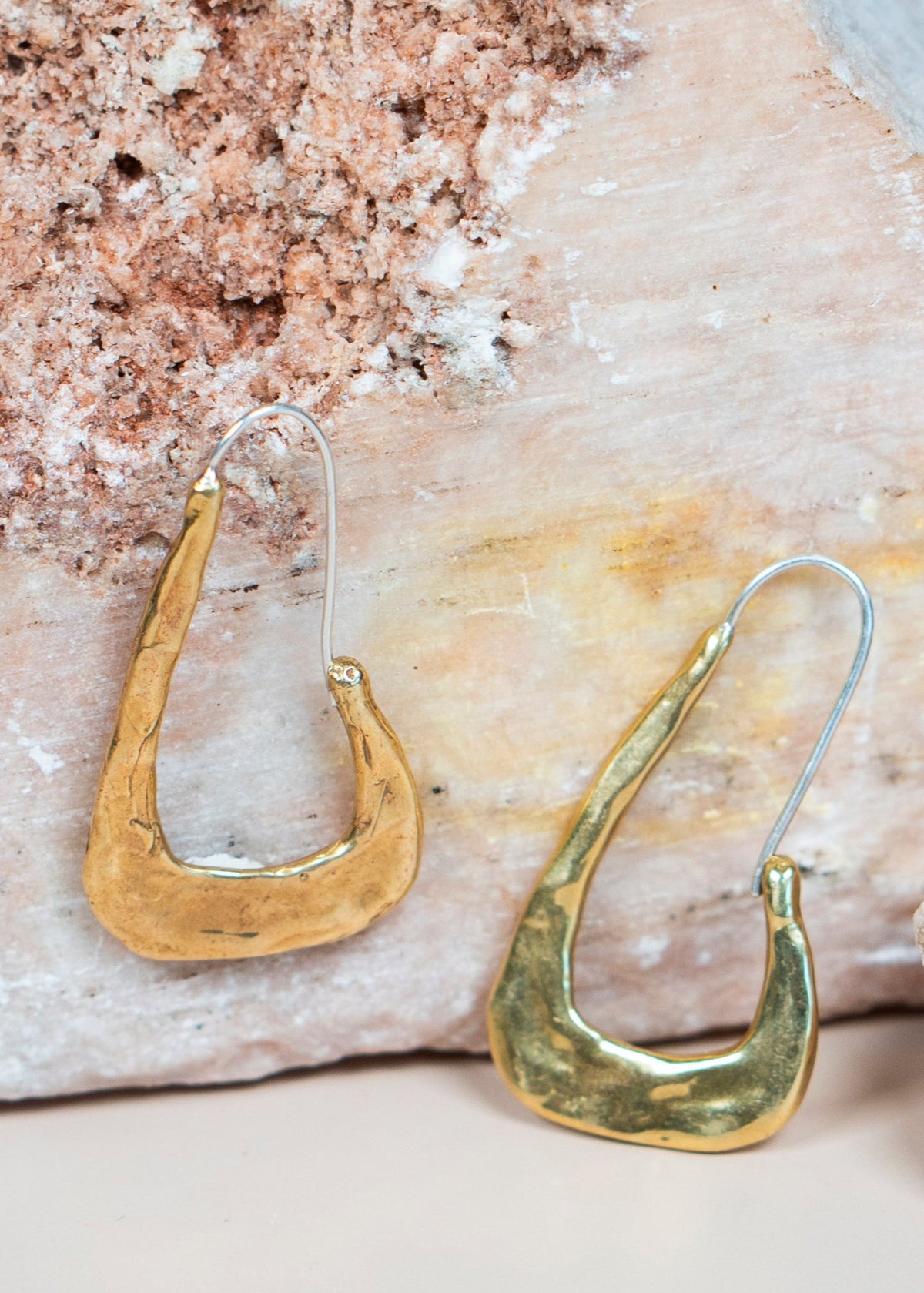 Amphi Hoop Earrings