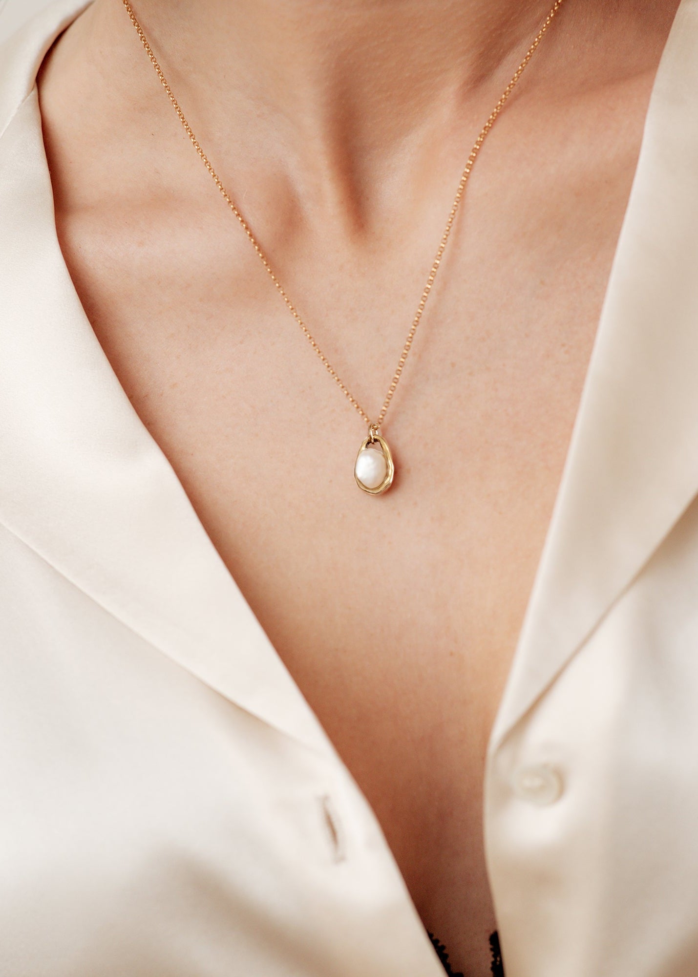 Mare Pearl Charm