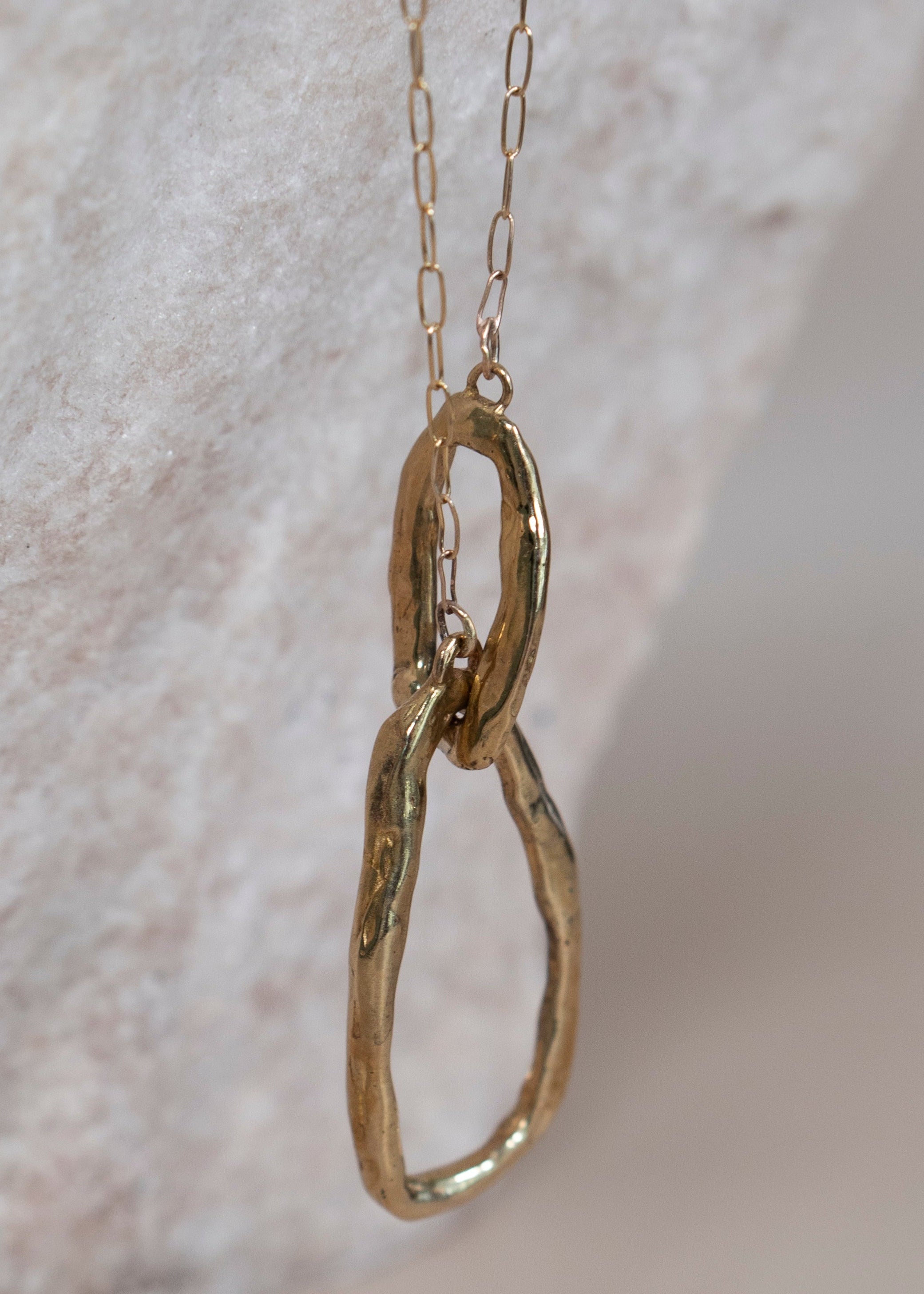 Asymmetrical Open Link Necklace