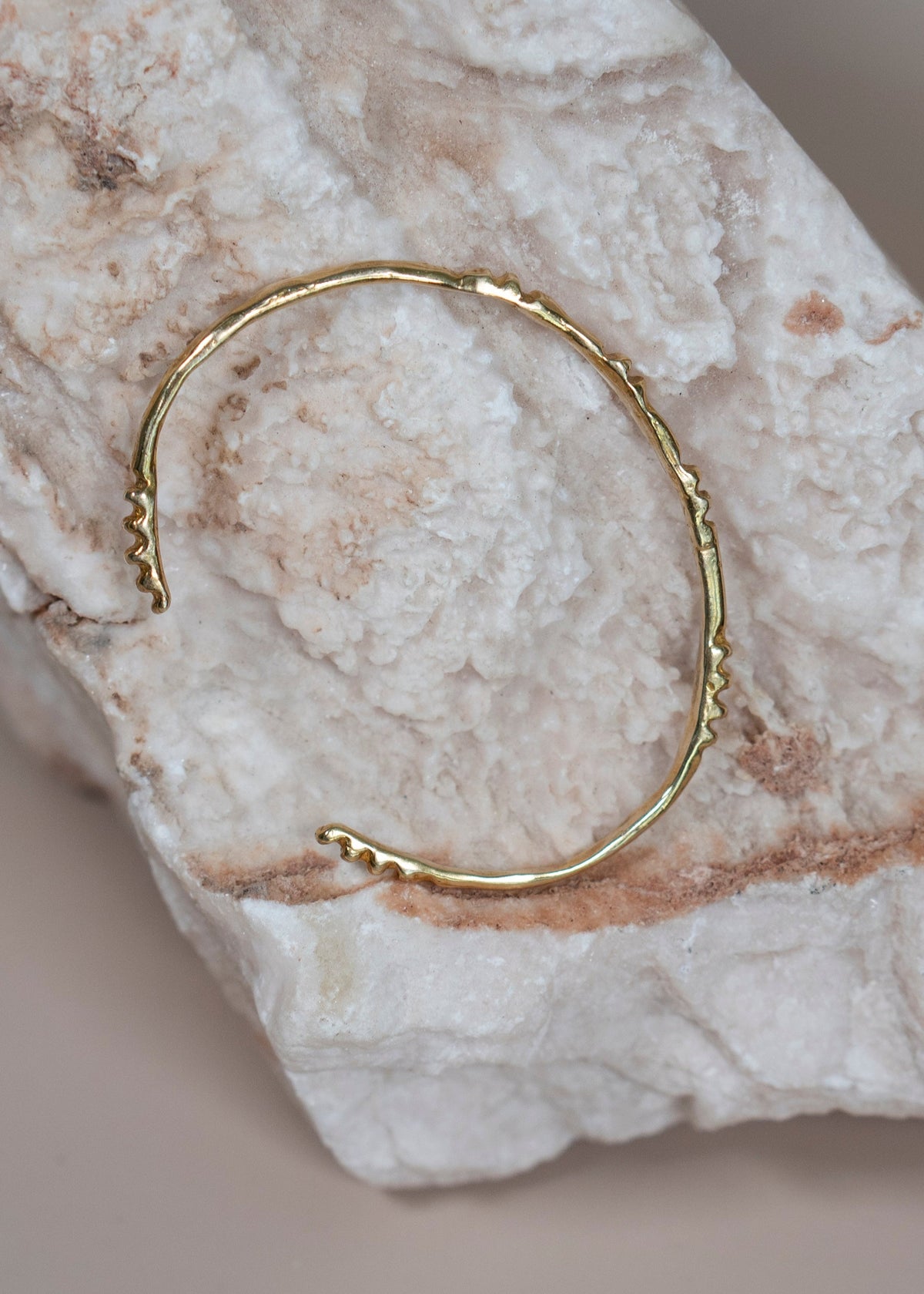 Sol Cuff