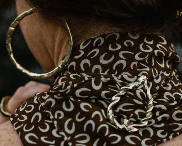 Designer Vera Fallen Leaves Scarf Tie Bundle