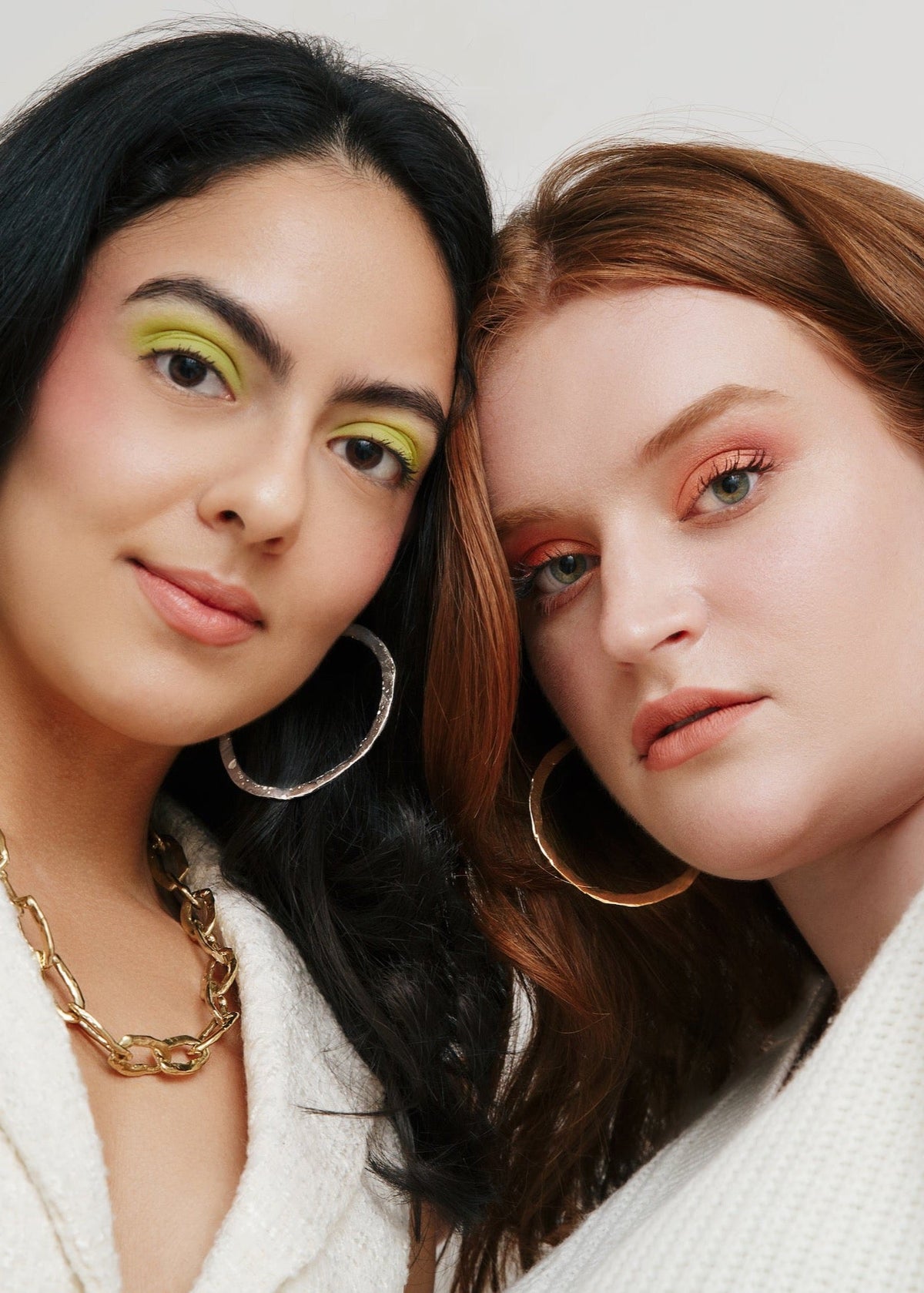 Large Nyx Hoops on Models